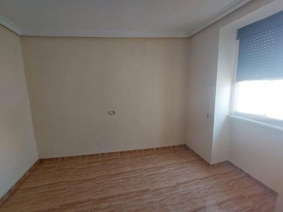Foto 2 de Casa en venda a Marmolejo de 3 habitacions amb garatge