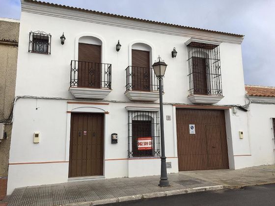 Foto 1 de Casa en venda a Manzanilla de 4 habitacions amb terrassa i piscina