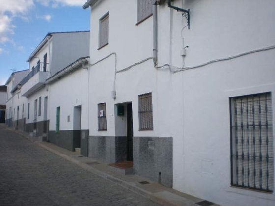 Foto 2 de Casa en venda a Higuera de la Sierra de 6 habitacions i 132 m²