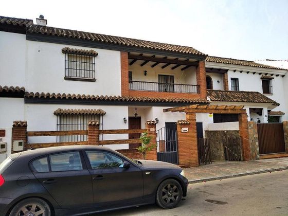 Foto 1 de Casa en venda a calle Pinto de 4 habitacions amb terrassa i garatge