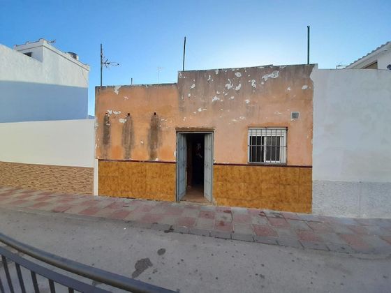 Foto 1 de Venta de casa en Cabezas de San Juan (Las) de 2 habitaciones con terraza