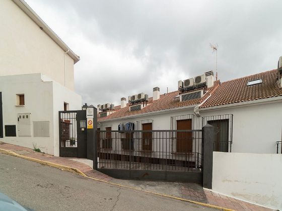 Foto 2 de Casa en venta en calle Calvario de 4 habitaciones con terraza y piscina