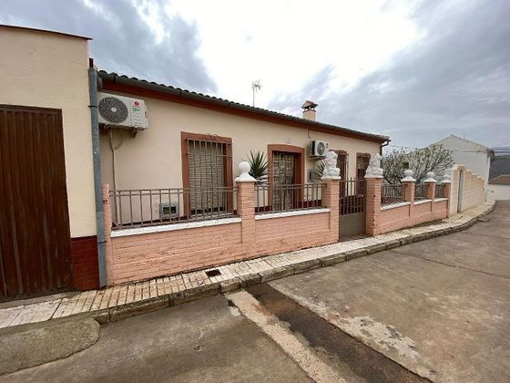 Foto 2 de Casa en venda a calle La Pedriza de 3 habitacions amb garatge