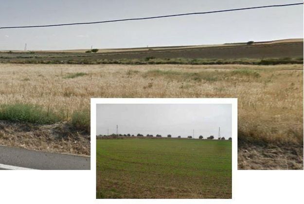 Foto 1 de Venta de terreno en Torrejón de Velasco de 6848 m²