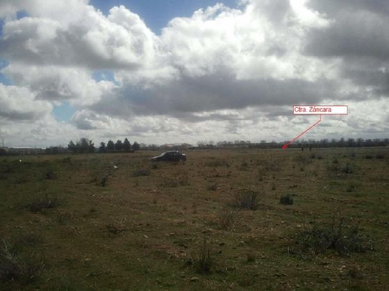 Foto 2 de Venta de terreno en Socuéllamos de 6987 m²