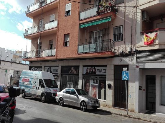 Foto 1 de Pis en venda a Almendralejo de 3 habitacions amb terrassa i balcó