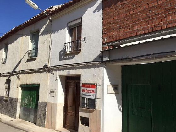 Foto 1 de Casa en venta en Corral de Almaguer de 1 habitación y 374 m²