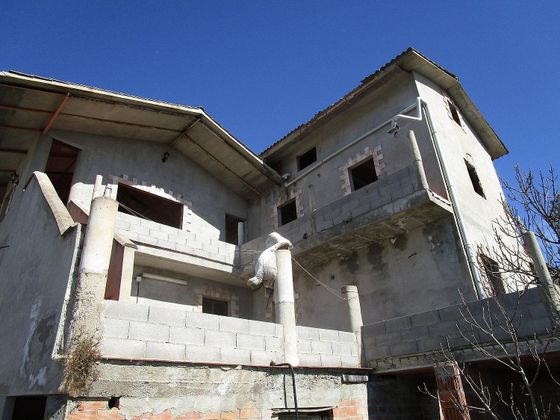 Foto 1 de Venta de casa en Torre de Claramunt, La de 4 habitaciones con terraza y piscina
