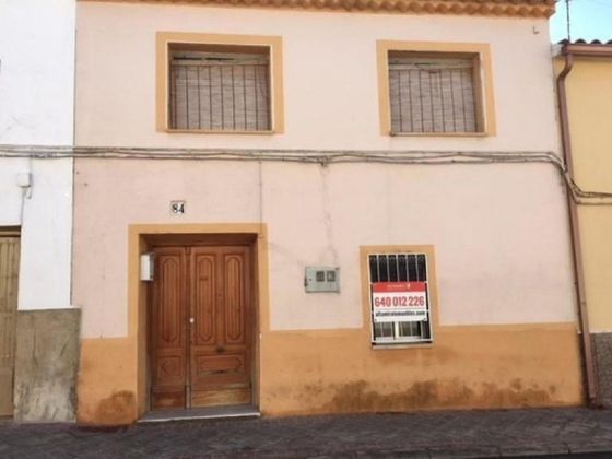 Foto 1 de Casa en venda a Quintanar de la Orden de 4 habitacions i 219 m²