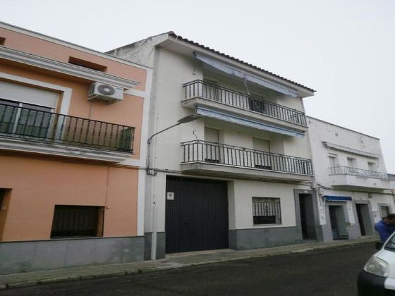Foto 1 de Pis en venda a Villanueva de la Serena de 4 habitacions i 147 m²