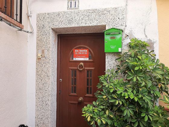 Foto 1 de Casa en venda a Guadalupe (Cáceres) de 4 habitacions i 316 m²