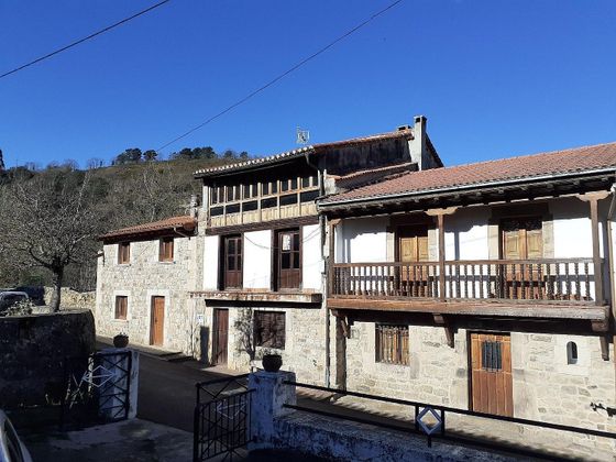 Foto 2 de Casa en venta en Bárcena de Pie de Concha de 2 habitaciones con balcón