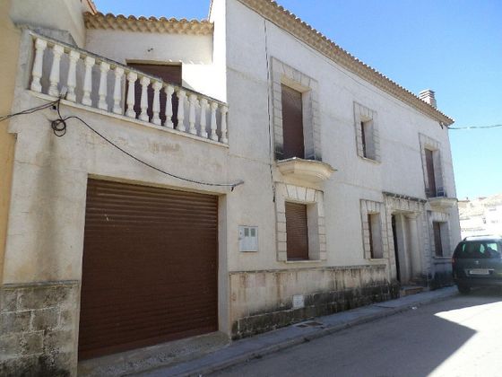 Foto 2 de Casa en venda a Vara de Rey de 4 habitacions amb garatge i balcó
