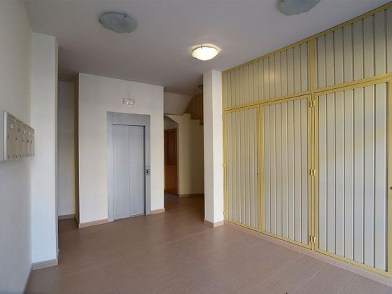 Foto 2 de Pis en venda a Mocejón de 2 habitacions amb garatge i ascensor