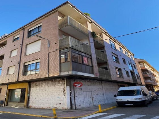 Foto 2 de Piso en venta en calle Las Bodegas de 4 habitaciones con terraza y ascensor