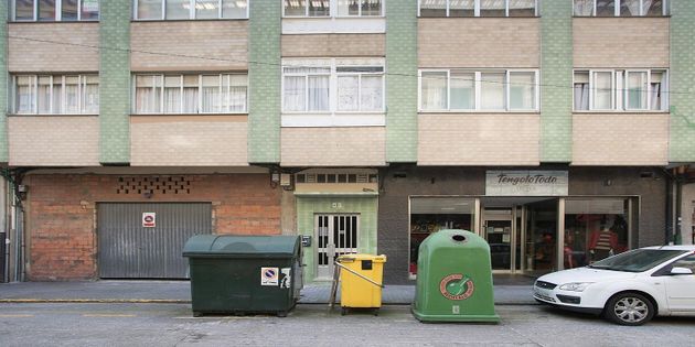 Foto 1 de Piso en venta en calle Sartaña de 2 habitaciones y 84 m²