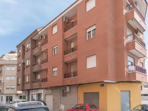 Foto 2 de Pis en venda a calle Socovos de 4 habitacions amb balcó i aire acondicionat