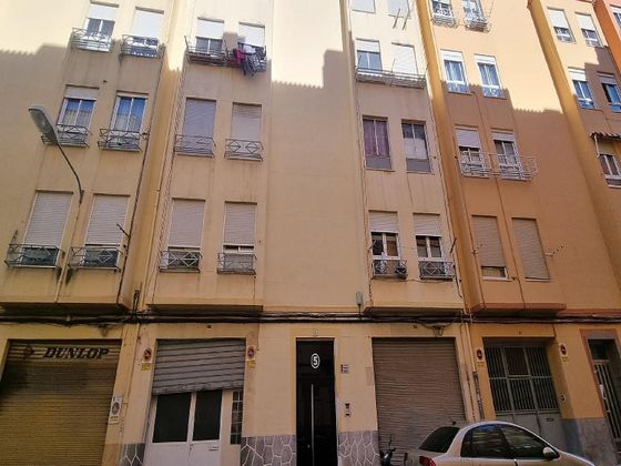 Foto 1 de Pis en venda a calle Fray Luis León de 3 habitacions i 73 m²