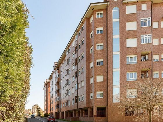 Foto 2 de Pis en venda a calle Celleruelo de 2 habitacions amb terrassa i ascensor