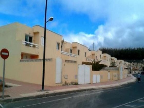 Foto 1 de Piso en venta en calle Valle de Los Mosquitos de 2 habitaciones con terraza