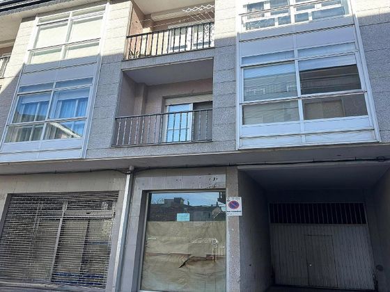 Foto 2 de Venta de piso en avenida De Portugal de 4 habitaciones con garaje y ascensor