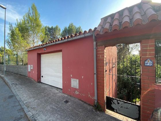 Foto 1 de Casa en venda a calle Cava de 3 habitacions amb piscina i garatge