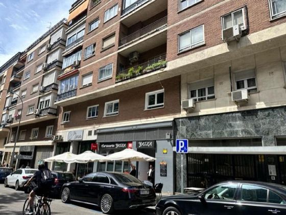 Foto 2 de Garaje en venta en calle De Córdoba de 25 m²