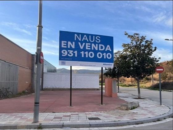 Foto 1 de Nau en venda a calle Manresa de 180 m²