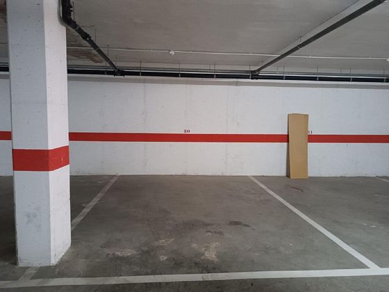 Foto 2 de Garaje en venta en calle Cóndor de 20 m²