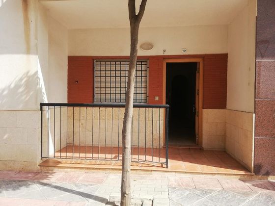Foto 1 de Pis en venda a calle Cóndor de 3 habitacions amb terrassa i piscina