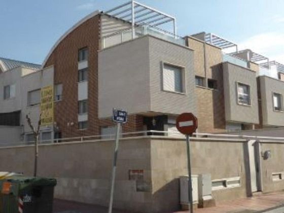 Foto 1 de Pis en venda a calle Francisco Martínez Campillo de 4 habitacions amb terrassa i garatge
