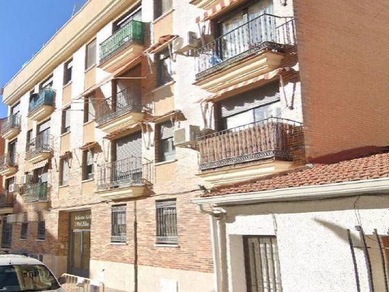 Foto 2 de Pis en venda a calle Oviedo de 2 habitacions i 47 m²