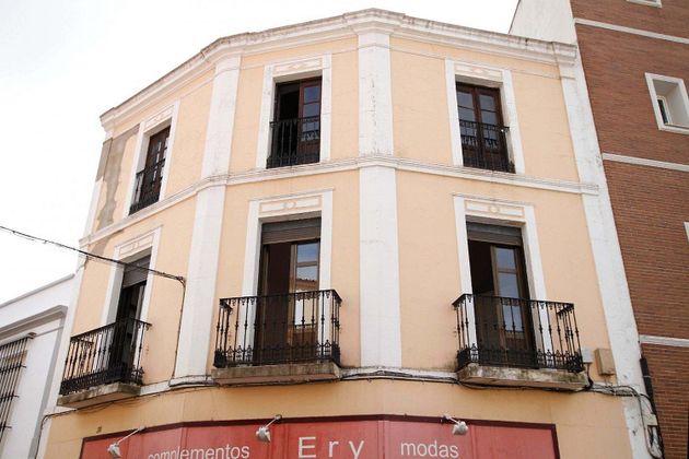 Foto 1 de Edifici en venda a Montijo de 358 m²