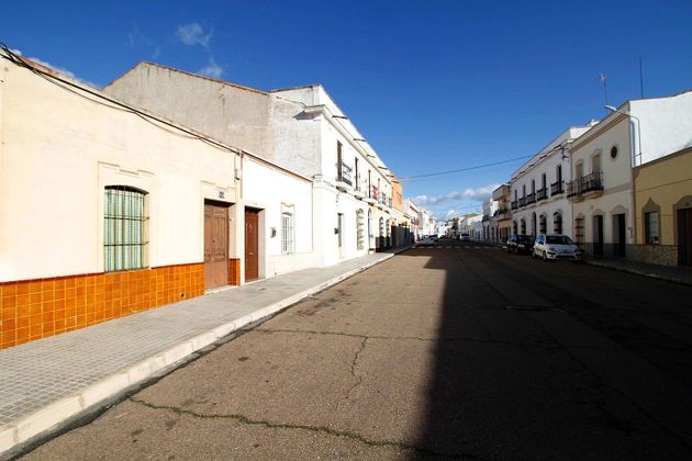 Foto 1 de Venta de chalet en Puebla de la Calzada de 2 habitaciones y 194 m²
