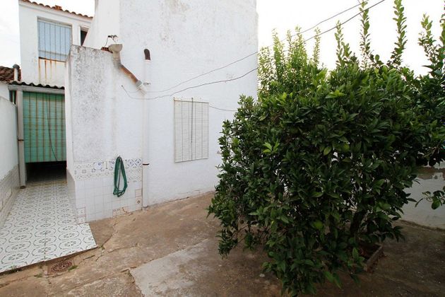 Foto 2 de Chalet en venta en Montijo de 7 habitaciones con terraza