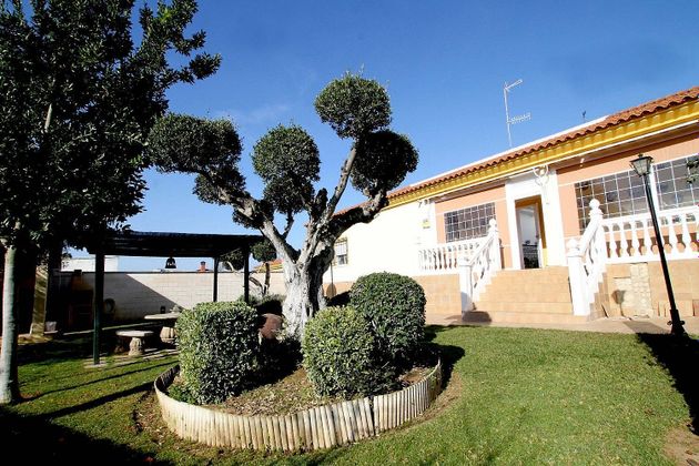 Foto 1 de Xalet en venda a Las Vaguadas - Urb. del Sur de 4 habitacions amb terrassa i garatge