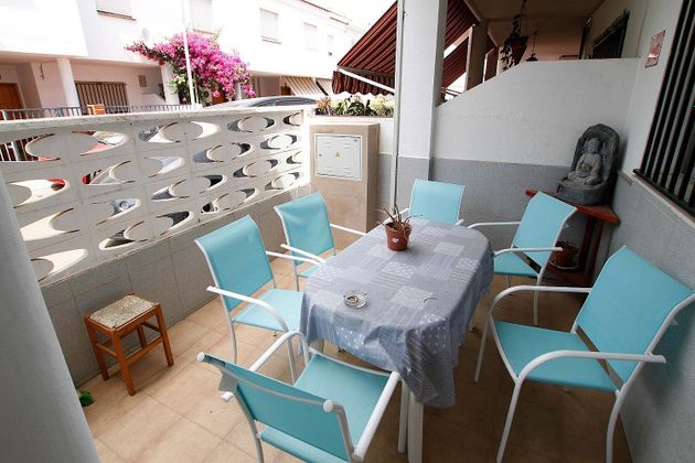 Foto 1 de Chalet en venta en Montijo de 4 habitaciones con terraza y garaje