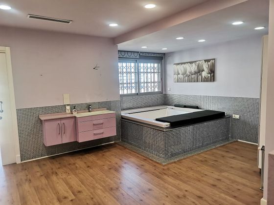 Foto 2 de Àtic en venda a Orihuela ciudad de 5 habitacions amb terrassa i aire acondicionat