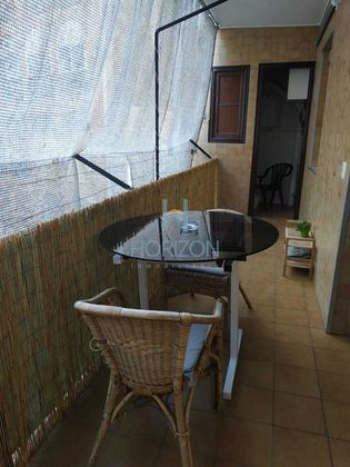 Foto 2 de Venta de piso en El Raval de 4 habitaciones con terraza y calefacción