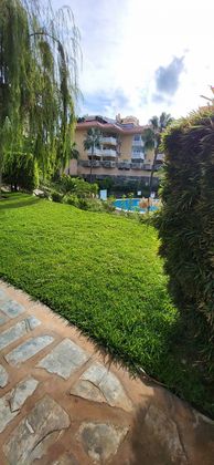 Foto 1 de Àtic en venda a calle Granado del Higueron de 3 habitacions amb terrassa i piscina