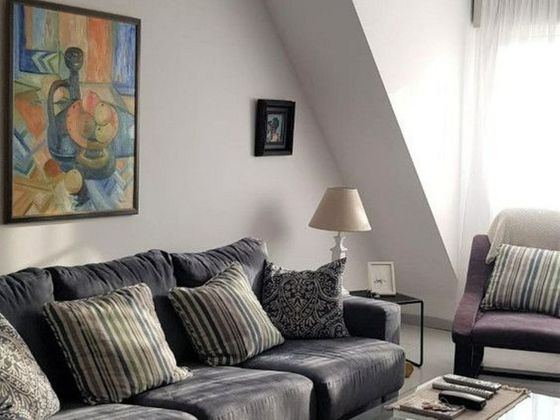Foto 2 de Àtic en venda a calle Luis a Mestre de 3 habitacions amb garatge i calefacció