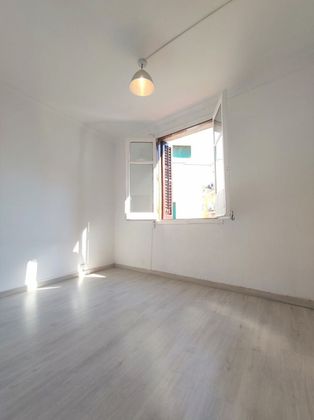 Foto 2 de Pis en lloguer a calle Ginebra de 3 habitacions i 100 m²