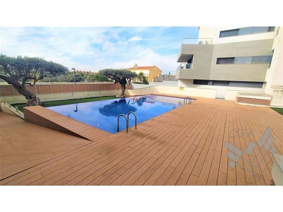 Foto 1 de Pis en venda a Casco Urbano de 3 habitacions amb terrassa i piscina