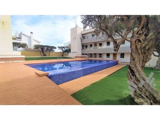 Foto 2 de Pis en venda a Casco Urbano de 3 habitacions amb terrassa i piscina