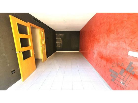 Foto 2 de Pis en venda a Casco Urbano de 3 habitacions amb balcó i ascensor