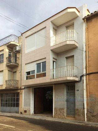 Foto 2 de Xalet en venda a calle Lleida de 6 habitacions amb terrassa i garatge