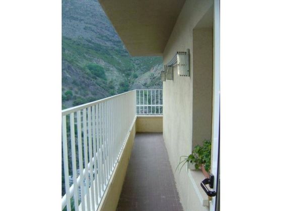 Foto 2 de Pis en venda a Sant Julià de Lòria de 3 habitacions amb terrassa i garatge