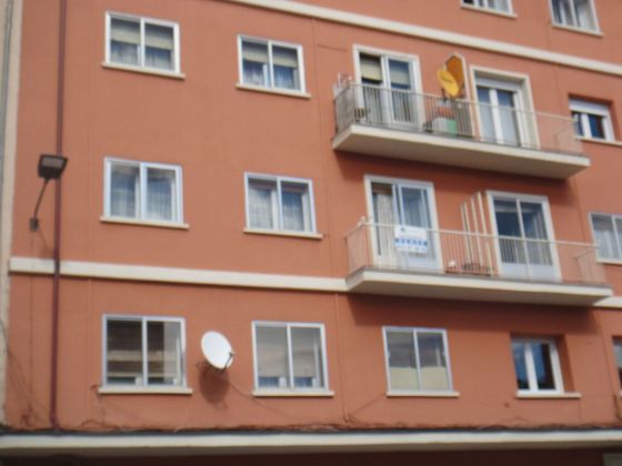 Foto 2 de Piso en venta en calle Virreina Maria Davila de 3 habitaciones con terraza y calefacción