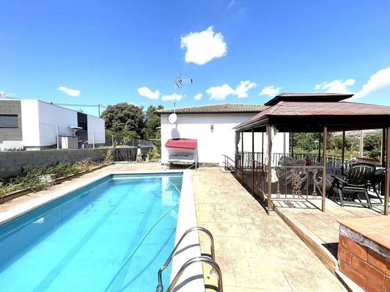 Foto 2 de Casa en venta en Urbanitzacions de 4 habitaciones con terraza y piscina