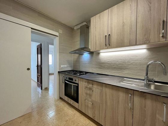 Foto 2 de Pis en venda a Avinguda Catalunya de 3 habitacions amb calefacció i ascensor